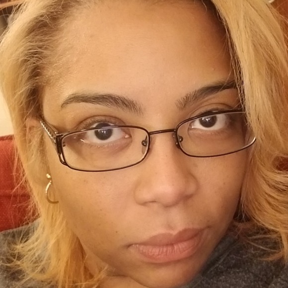 Meet your Posher, Stacy - Picture 1 of 1